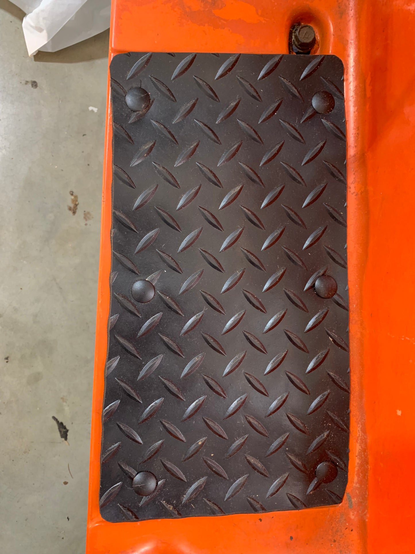 Kubota G-Series (G3200,G4200,G5200,G6200) Fender Mat Set